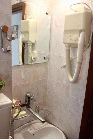 Гостевой дом Nir Apartments Budva Будва Двухместный номер с 2 отдельными кроватями и балконом-35