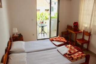 Гостевой дом Nir Apartments Budva Будва Двухместный номер с 2 отдельными кроватями и балконом-40